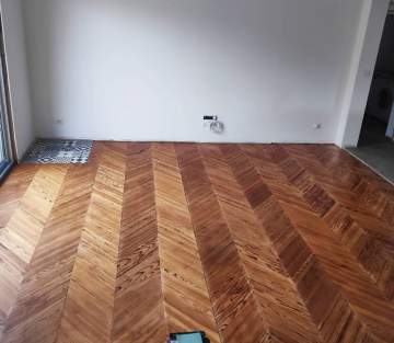 Rénovation d'un parquet massif en chêne à Lanton
